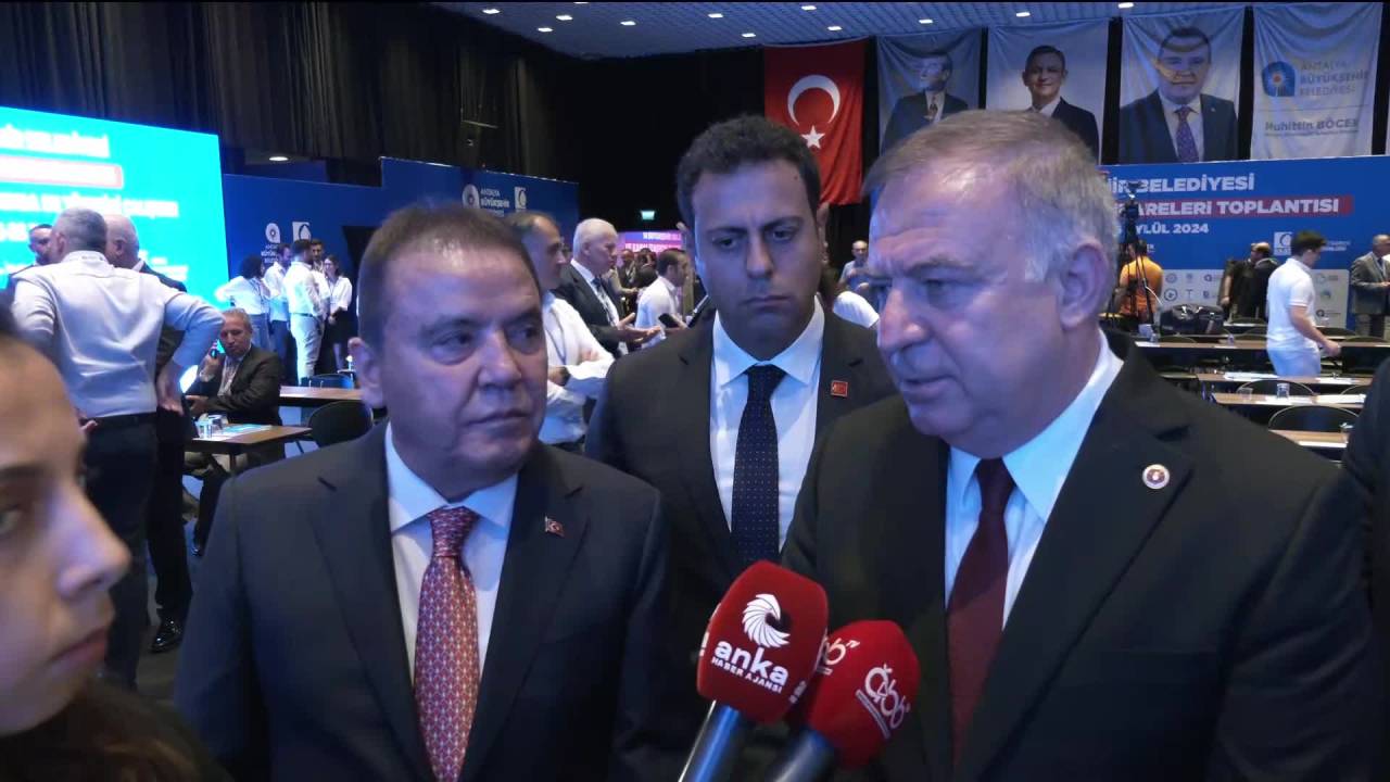 Gökan Zeybek: “Chp’nin Cumhurbaşkanı Adayını Mahkemeler Belirleyemez”
