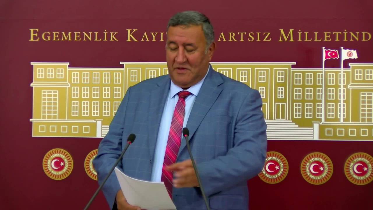 Ömer Fethi Gürer: "Akp Döneminde Çalışma Yaşamında Yapılan Düzenlemeler Hep İşçinin Aleyhine Olmuştur"