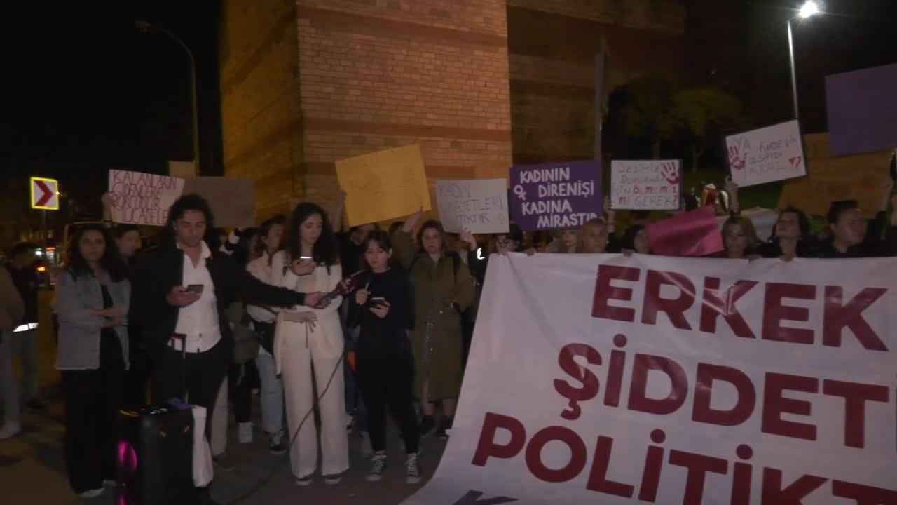 Tip’li Kadınlardan Edirnekapı’daki Surlar Önünde Eylem: “Cinayetlerin Faili Akp-mhp İttifakıdır”