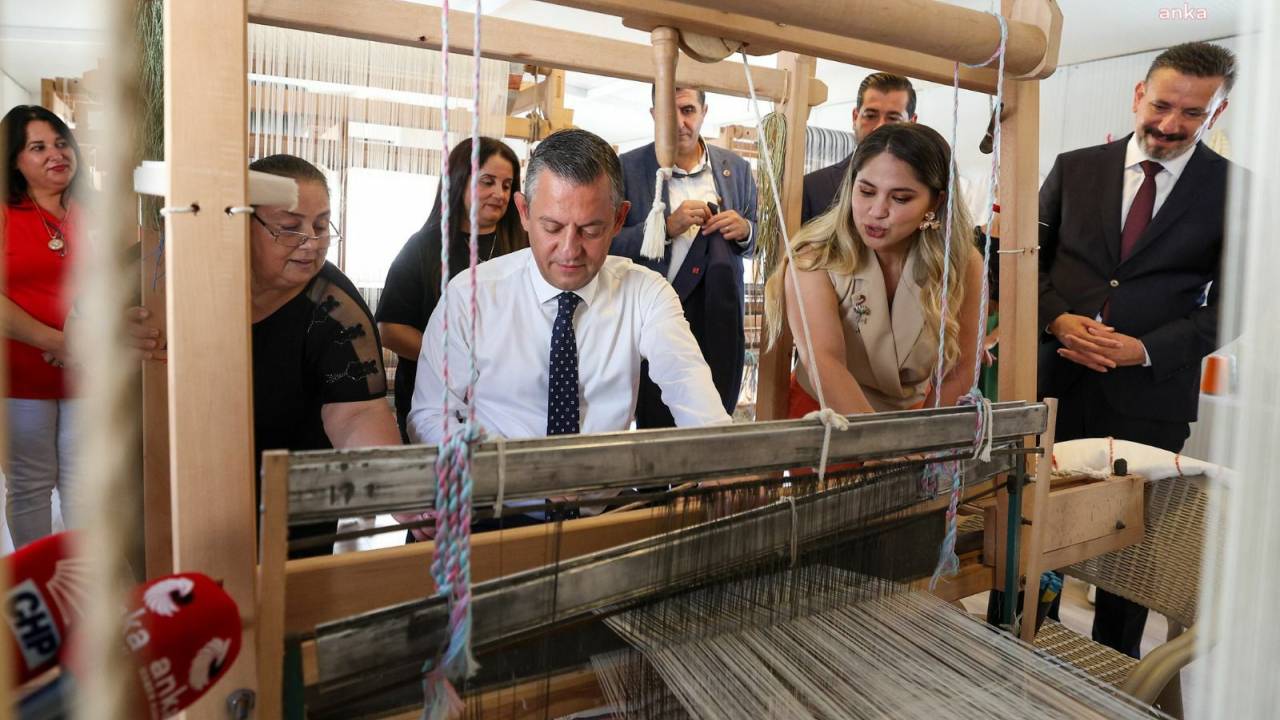 Chp Genel Başkan Yardımcısı Burhanettin Bulut'tan Şarkıcı Mustafa Sandal'a 'Atkı Dokuma' Yanıtı