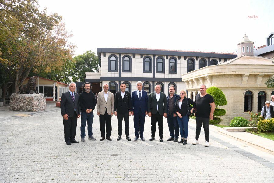 Chp İstanbul İl Başkanı Özgür Çelik'ten Galip Dede Cemevi'ne Yapılan Saldırıya Kınama