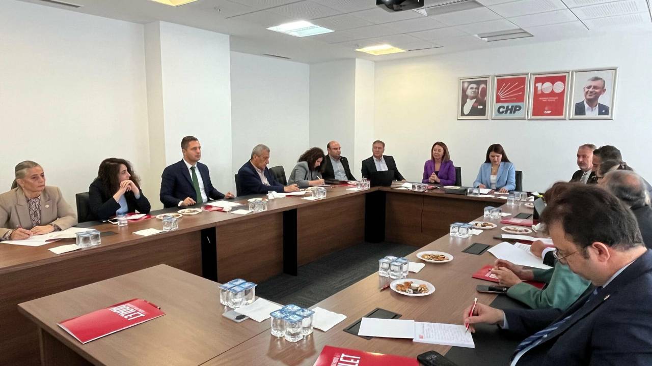 Chp, 26 Ekim’de İzmir'de "Şiddetle Mücadele Çalıştayı" Yapacak