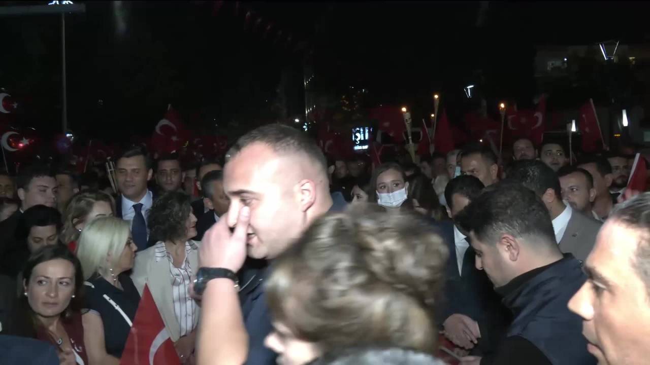 Chp Genel Başkanı Özel: Teröre De Korkuya Da Teslim Olmayacağız