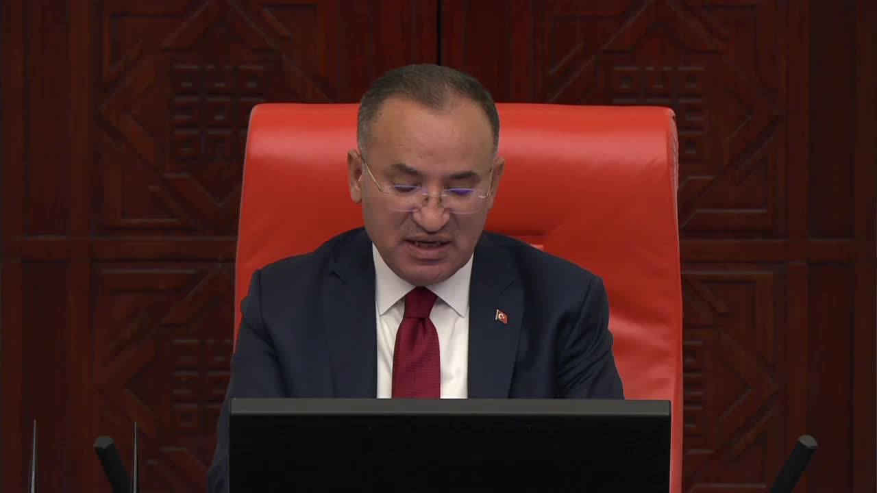 Tbmm Genel Kurulu... Cevdet Akay: "Merkez Bankası Başkanı Asgari Ücretlinin Alacağı Zamma İpotek Koyuyor"