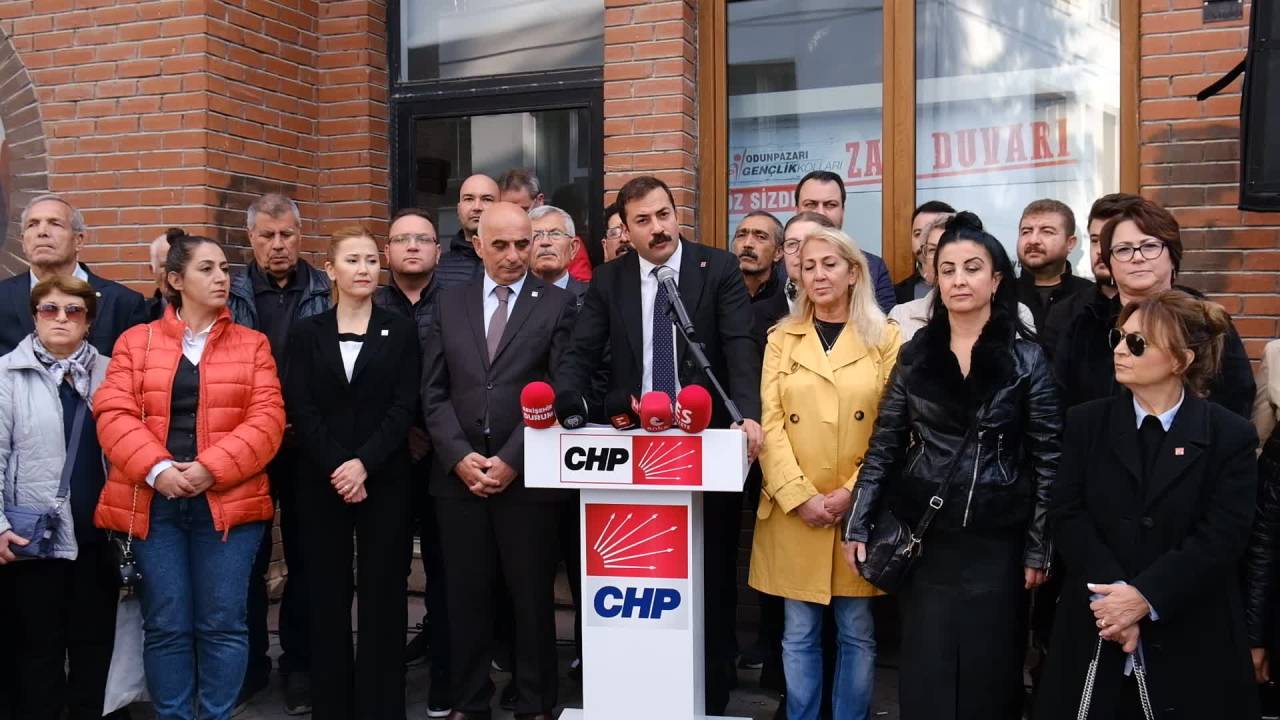 Chp Eskişehir İl Başkanı Talat Yalaz: “Halkın Seçme Ve Seçilme Hakkı Ayaklar Altına Alınıyor”