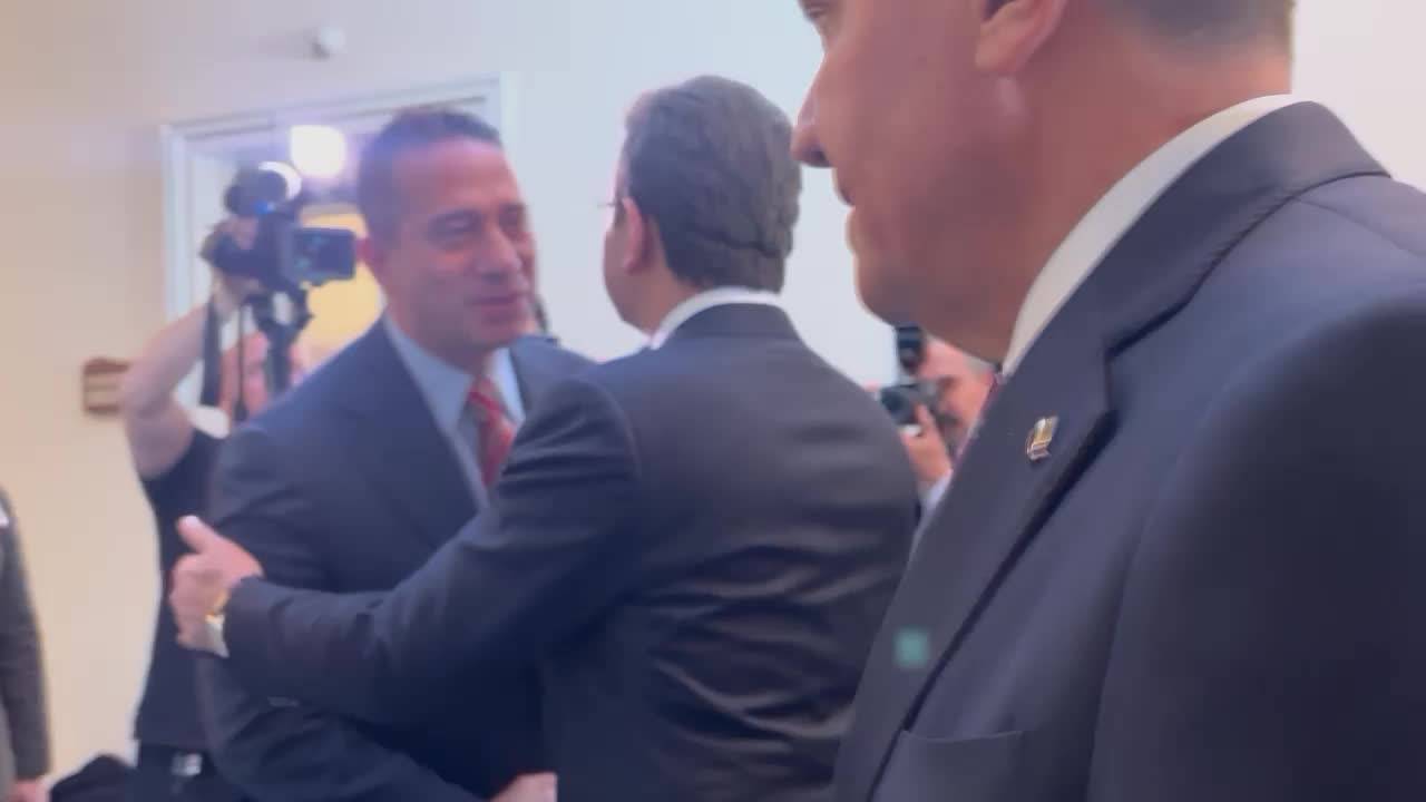 Özgür Özel, Ekrem İmamoğlu Görüşmesi Tbmm’de Başladı