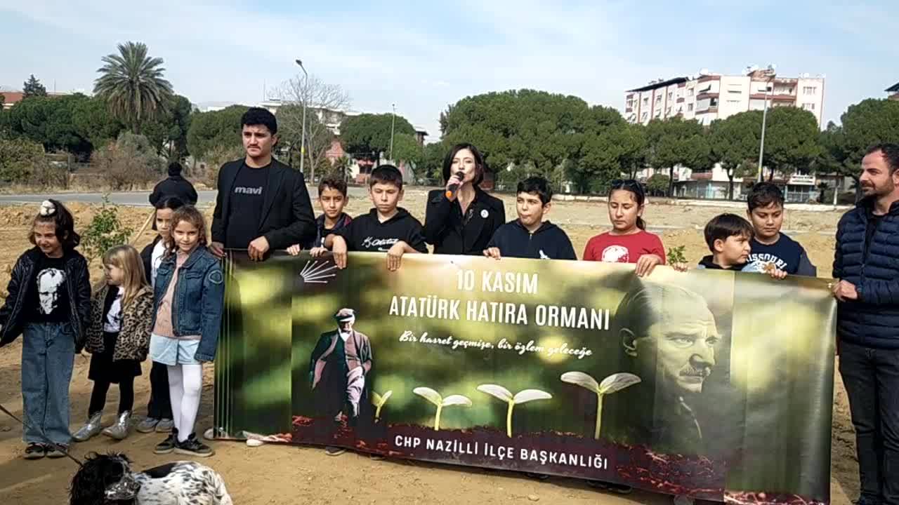 Chp Aydın İl Örgütü, Atatürk'ü Fidan Dikerek Andı
