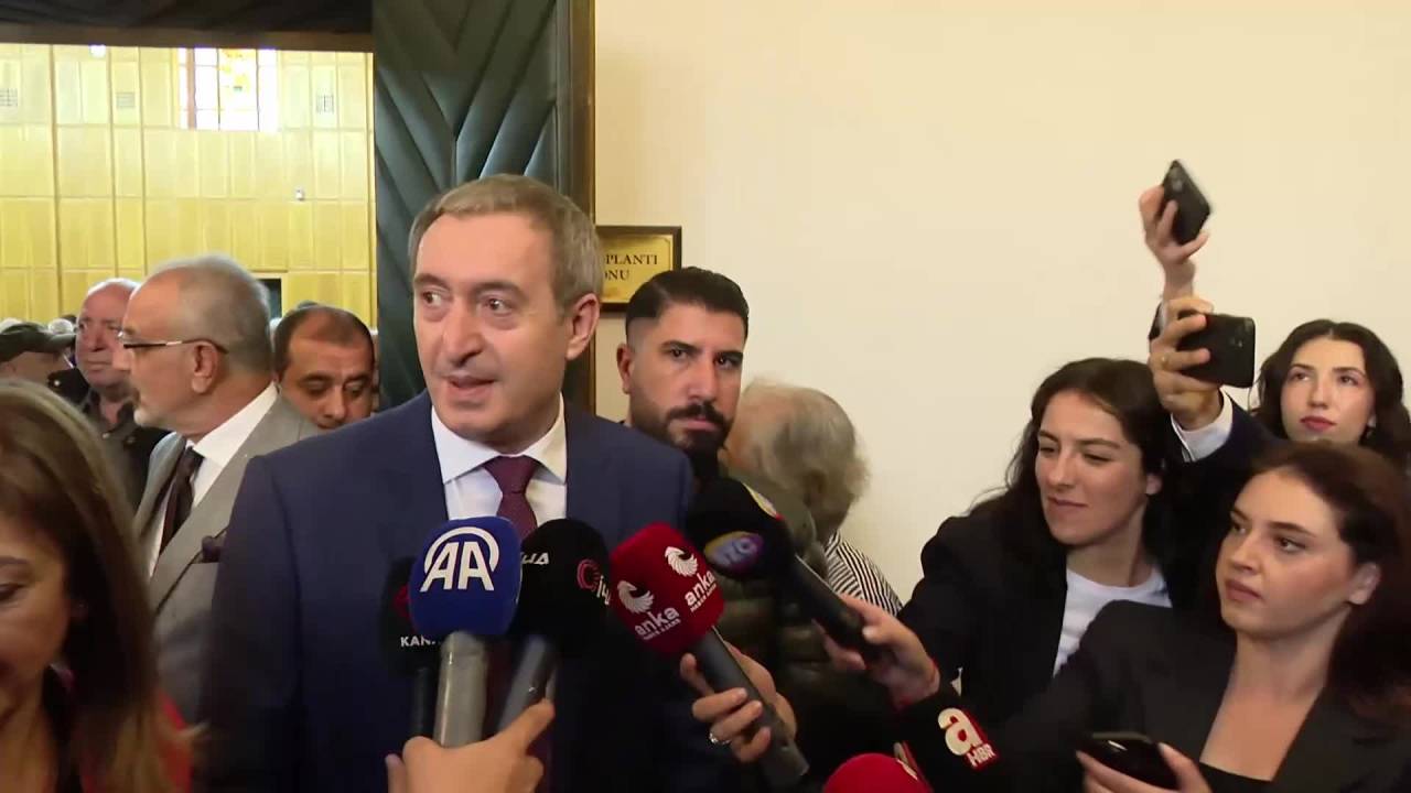 Tuncer Bakırhan: "Zaman, Zemin, Koşullar Uygunsa Mhp Dahil Bütün Partilerle Görüşürüz"