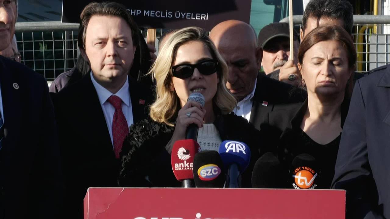 Chp’lilerin Esenyurt Nöbeti... Özçağdaş: “Zulmünüzle Sonuna Kadar Mücadele Edeceğiz”