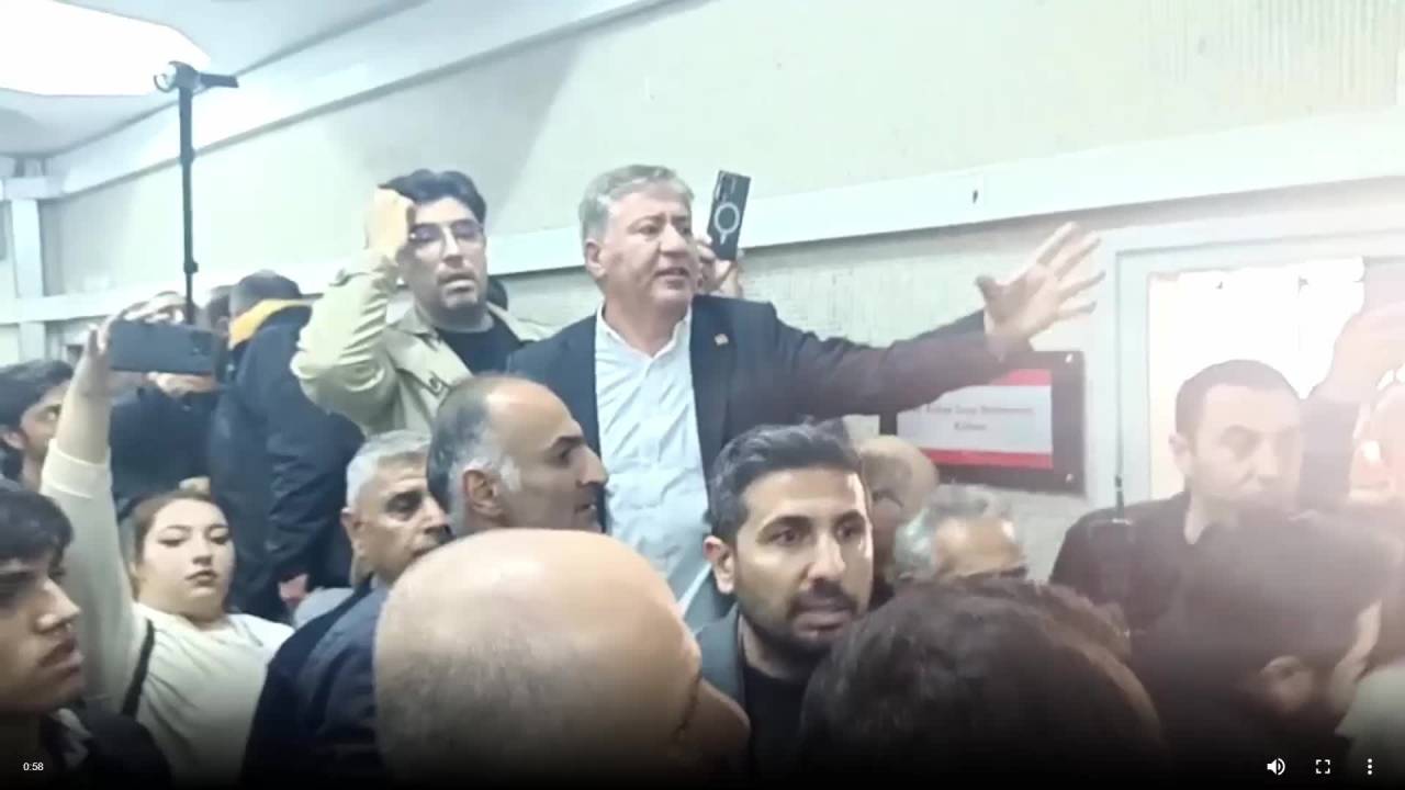 Ankara Adliyesi’nde Kılıçdaroğlu Davası Nedeniyle İzdiham Yaşandı... Kılıçdaroğlu, Savunmasını Tamamladı