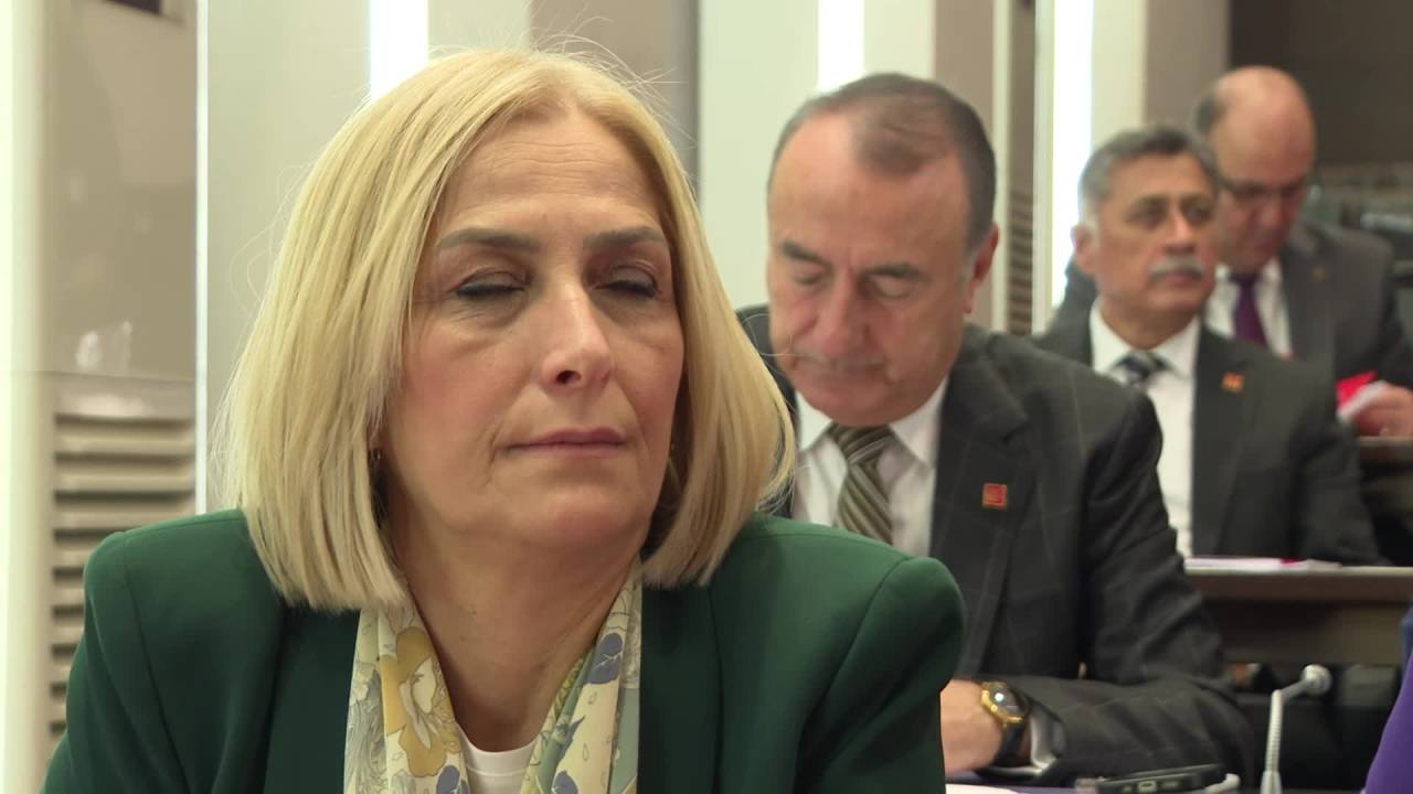 Chp Pm Toplantısı... Toplantıda, Yeni Parti Programı Çalışmaları Ele Alındı