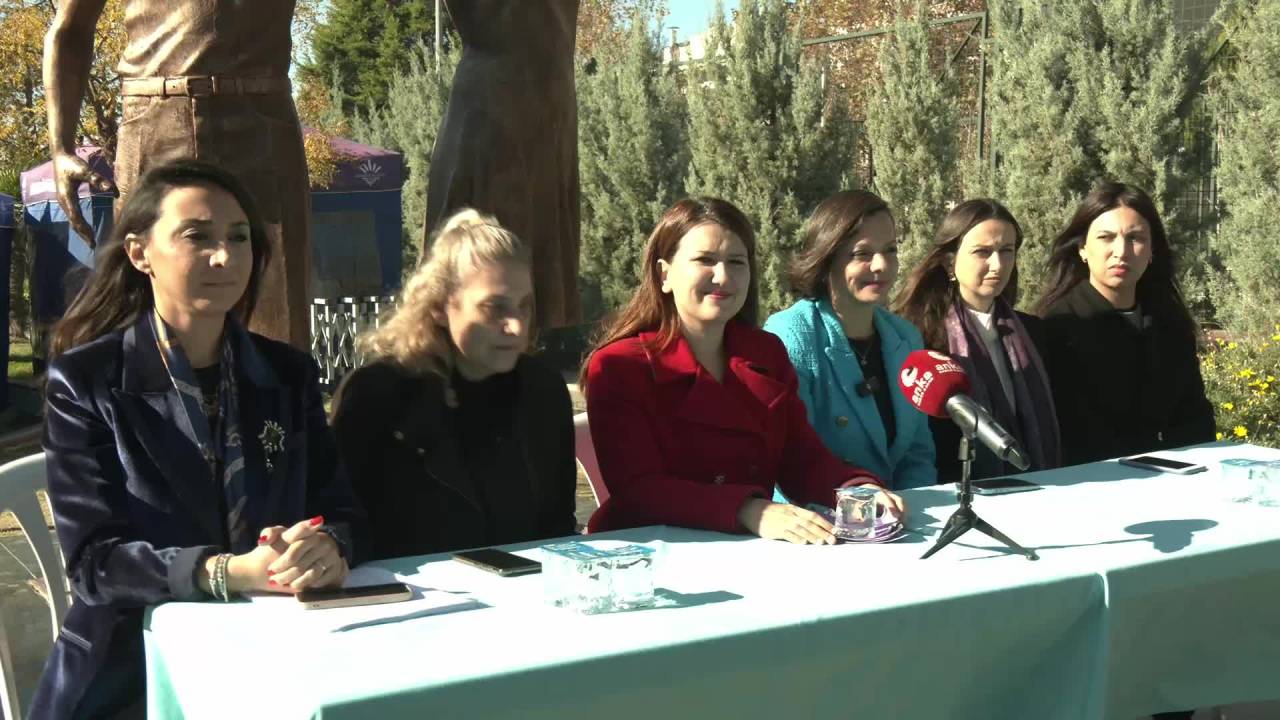 Chp Genel Başkan Yardımcısı Gökçen: Kadınların Eşit Ve Saygın Yurttaşlar Olduğunu Kabul Etmek Zorundayız