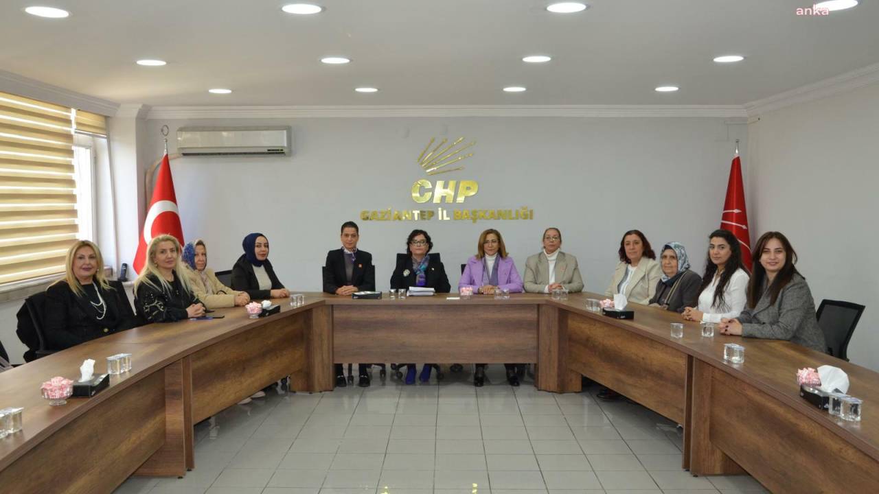 Chp Gaziantep Kadın Kolları: " Her Gün Yas, Her Gün İsyandayız"