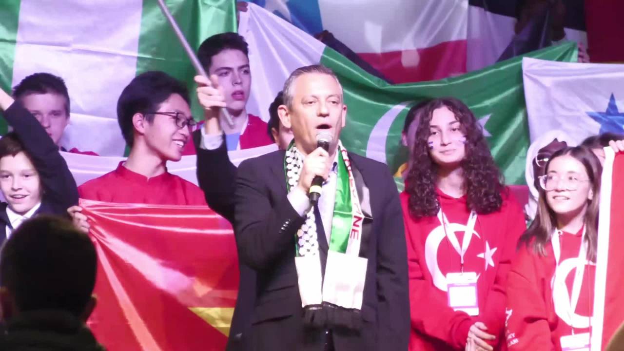 Chp Genel Başkanı Özgür Özel: Çocuklar Yaşatmak İçin Çalışmalılar, Yaşatmak İçin Birbiriyle Yarışmalılar