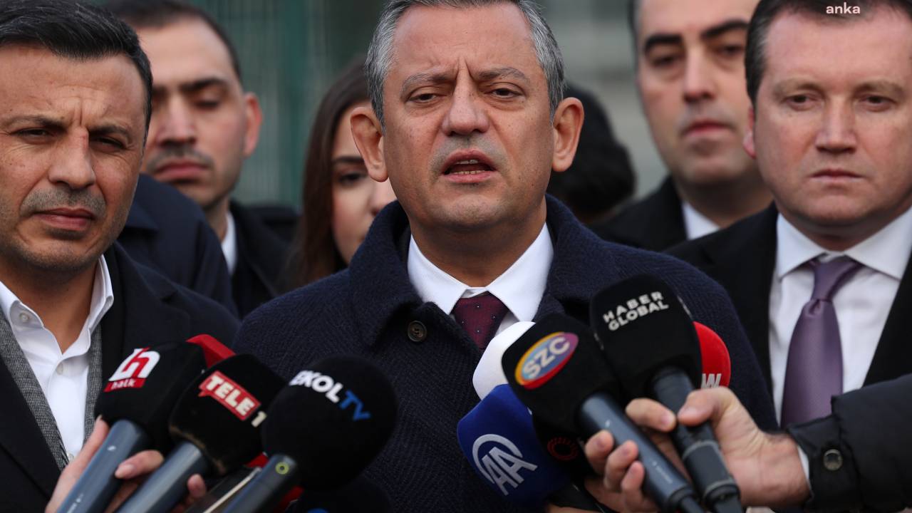 İstanbul Cumhuriyet Başsavcılığı, Chp Genel Başkanı Özgür Özel Hakkında Soruşturma Başlatıldığını Açıkladı