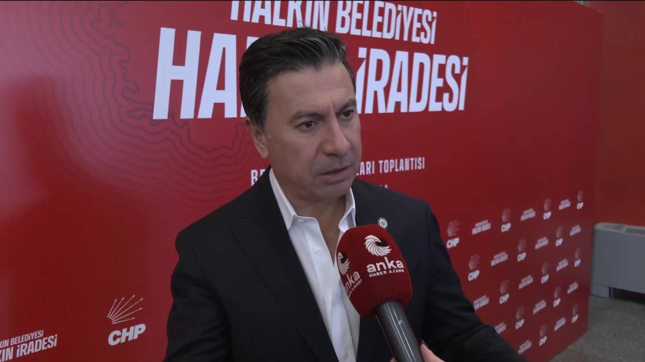 Chp'li Belediye Başkanları Toplantısı... Ahmet Aras: "Belediye Kreşlerini Siyasete Alet Etmek Haksızlıktır"