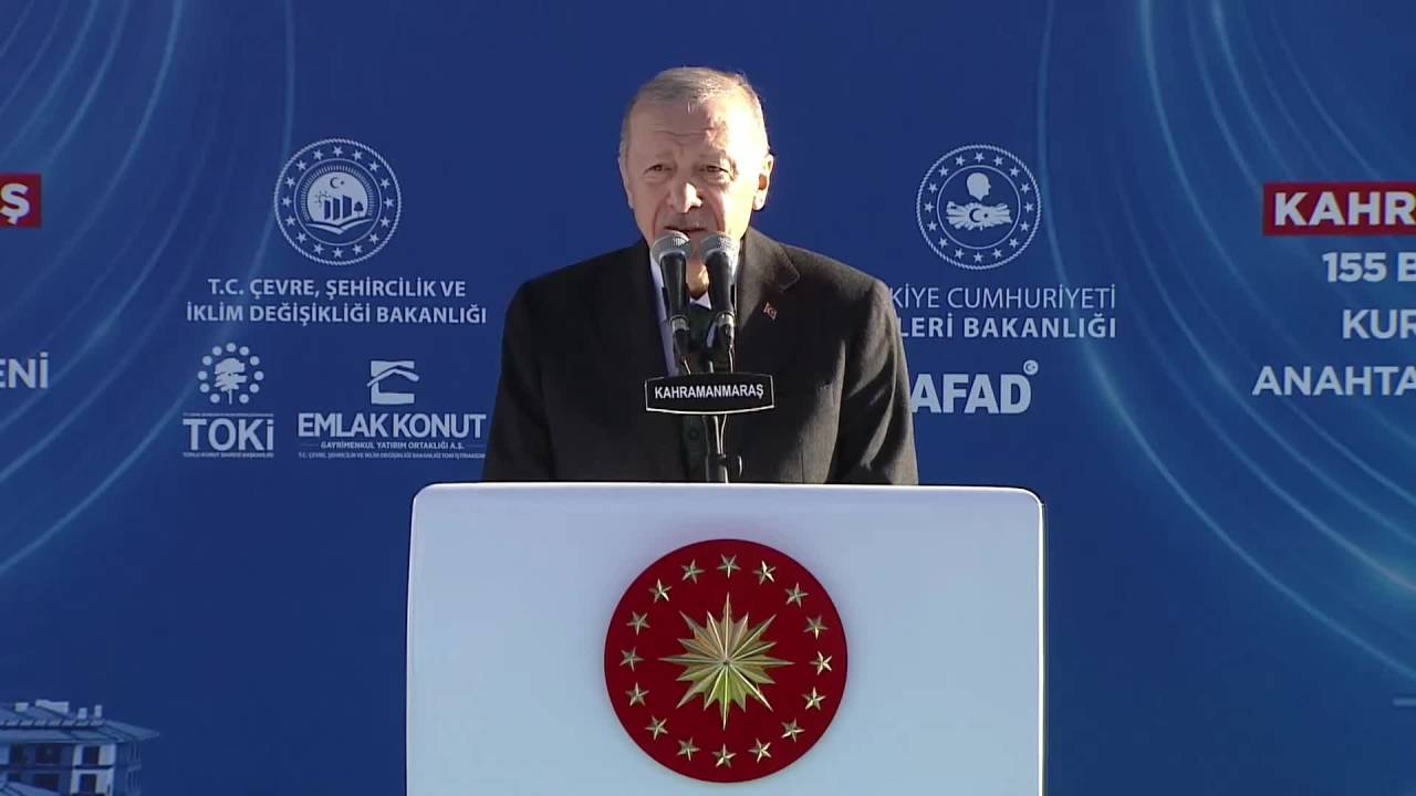 Cumhurbaşkanı Erdoğan Kahramanmaraş’ta 155 Bininci Deprem Konutunun Anahtarını Teslim Etti