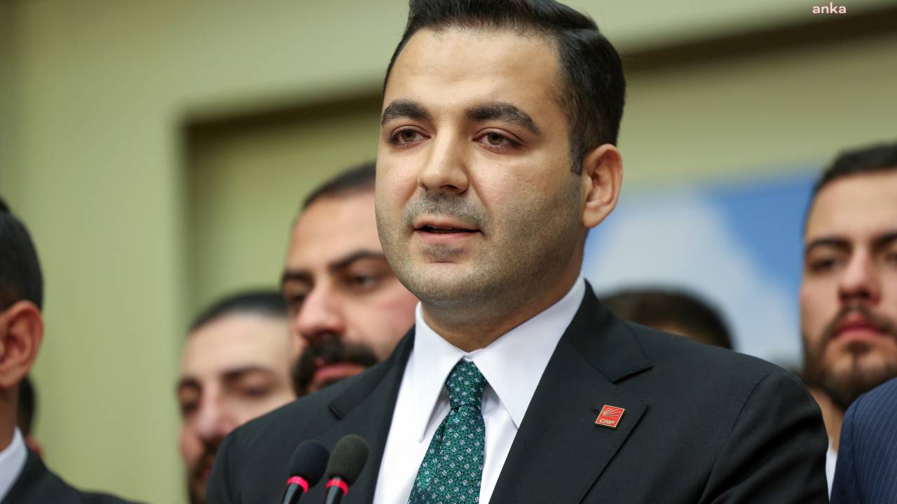 Chp 17'nci Gençlik Kolları Kurultayı... Chp'nin Yeni Gençlik Kolları Genel Başkanı Cem Aydın Oldu