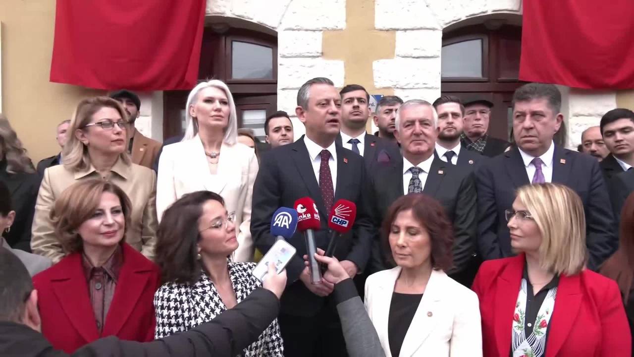 Özgür Özel, Bilecik'te Atatürk'ün Kente Gelişinin 104'üncü Yıl Dönümü Programına Katıldı