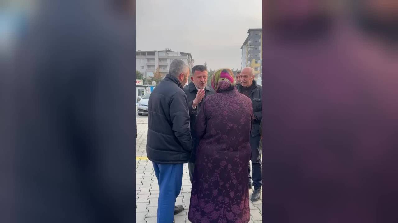 Chp'li Ağbaba'dan Emekliye: " 12 Bin 500 Liraya Geçiniyorsan, Senden Büyük Ekonomist Yok"