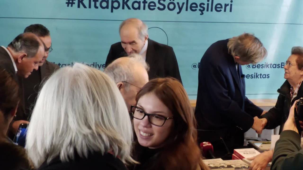 Altan Öymen Ve Onur Öymen, Beşiktaş'ta Okurlarıyla Buluştu