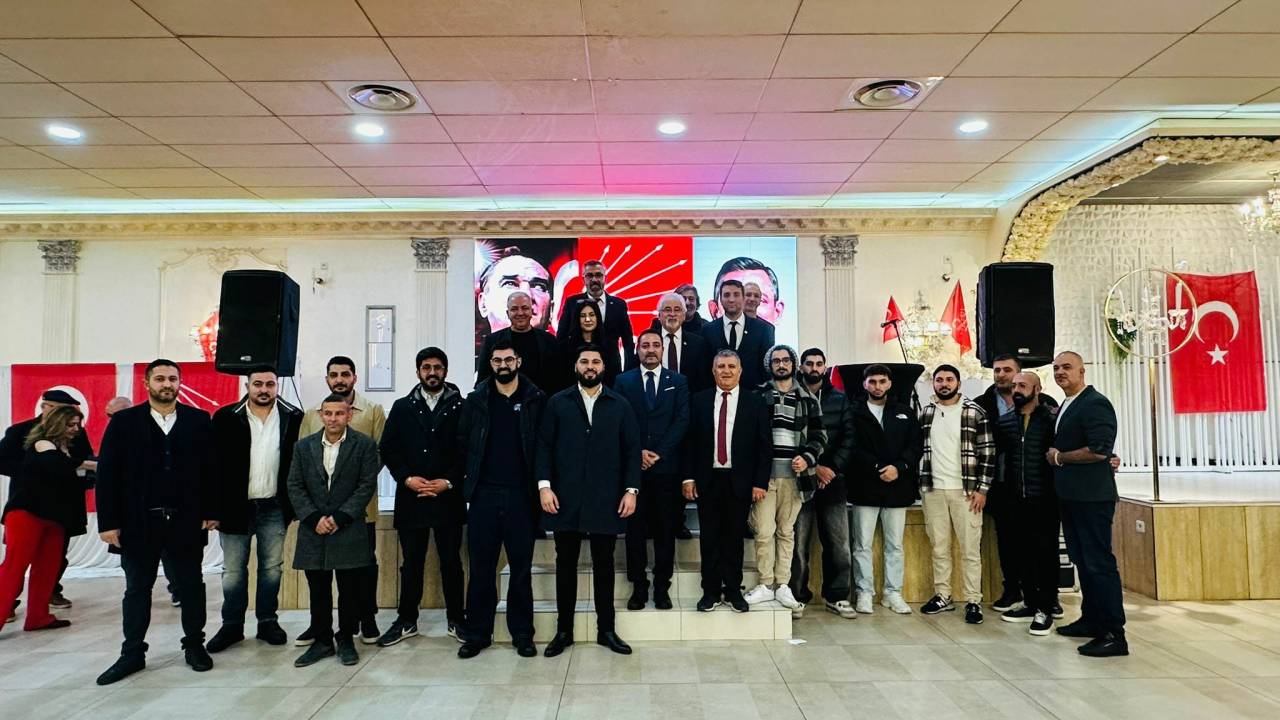 Chp’nin Paris Birliği Birinci Kongresi Düzenlendi