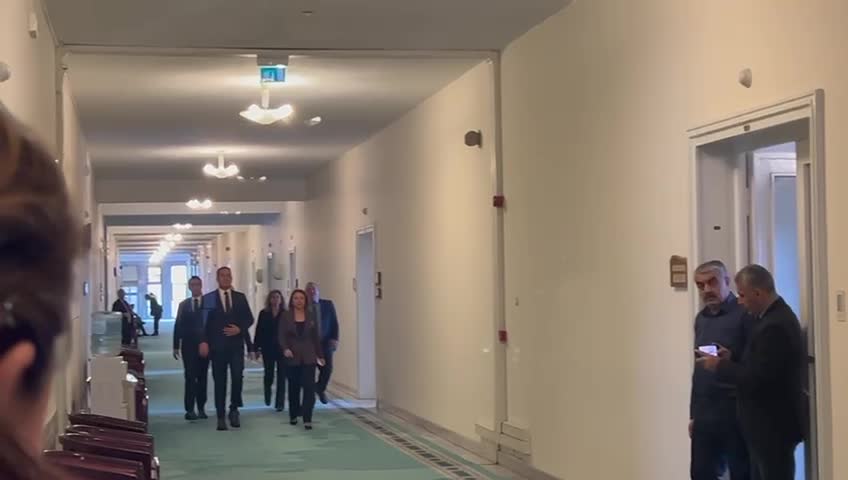 Chp-mhp Heyetlerinin Tbmm'deki Görüşmesi Başladı