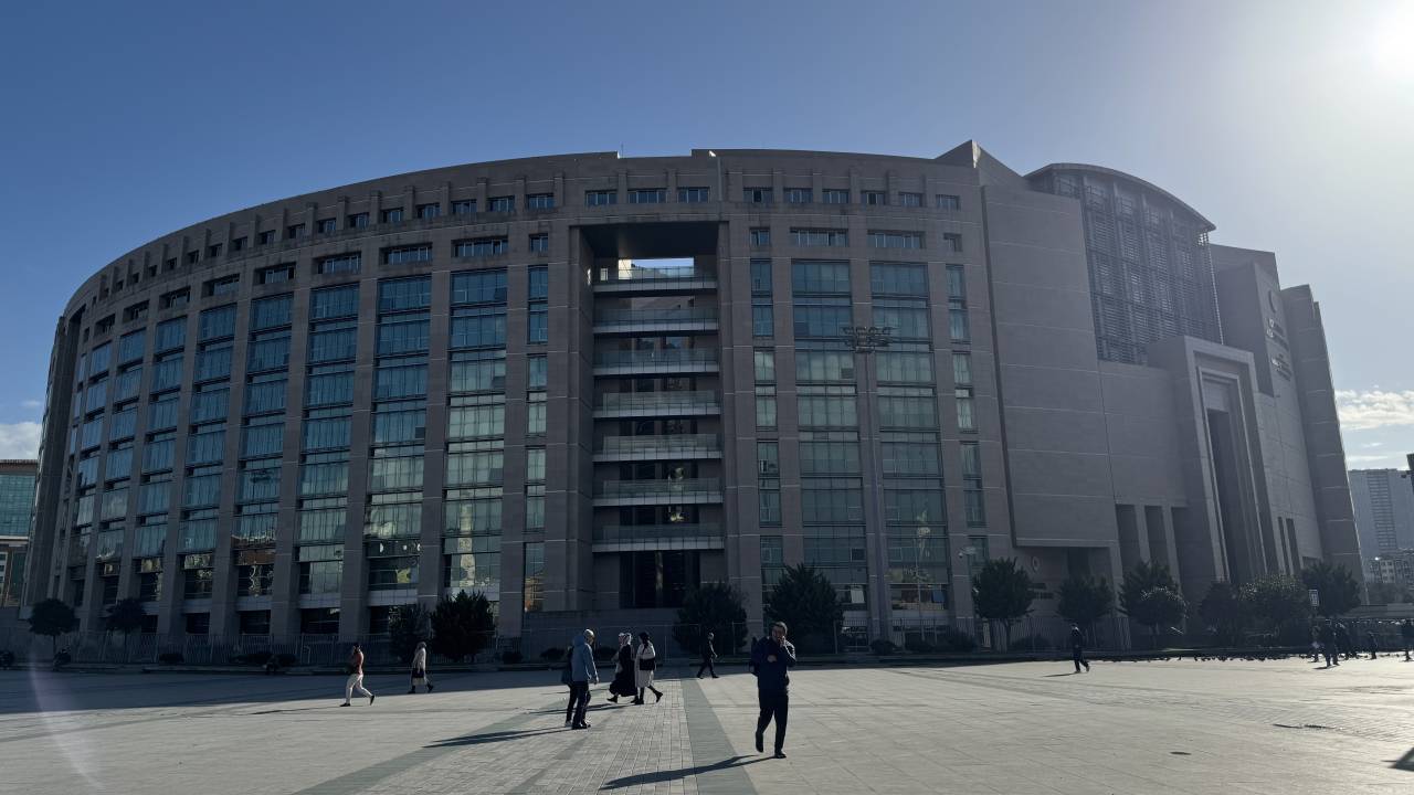 Kılıçdaroğlu'nun Bazı Yargı Mensuplarını Eleştirmesi Üzerine Açılan Dava Ertelendi