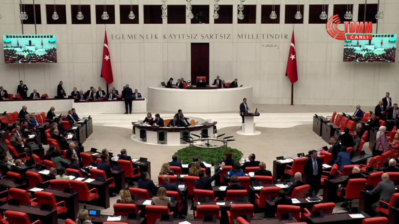 Tbmm Genel Kurulu... Chp’li Başevirgen: “Ülke Her Gün Yeni Vergilere Uyanıyorsa Toplanan Vergiler Nerede”