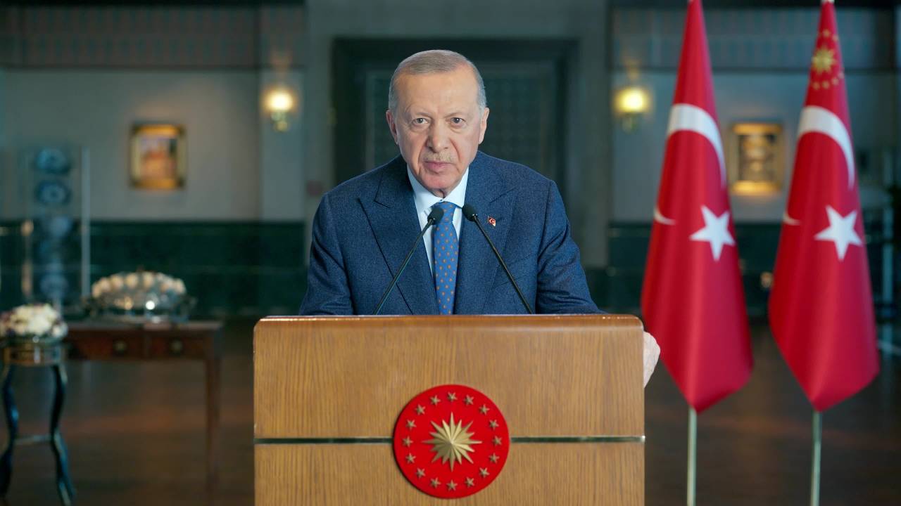 Cumhurbaşkanı Erdoğan: Bütün Gayemiz Gençlerimize, Vatandaşı Olmaktan İftihar Edecekleri Bir Ülke Bırakmak