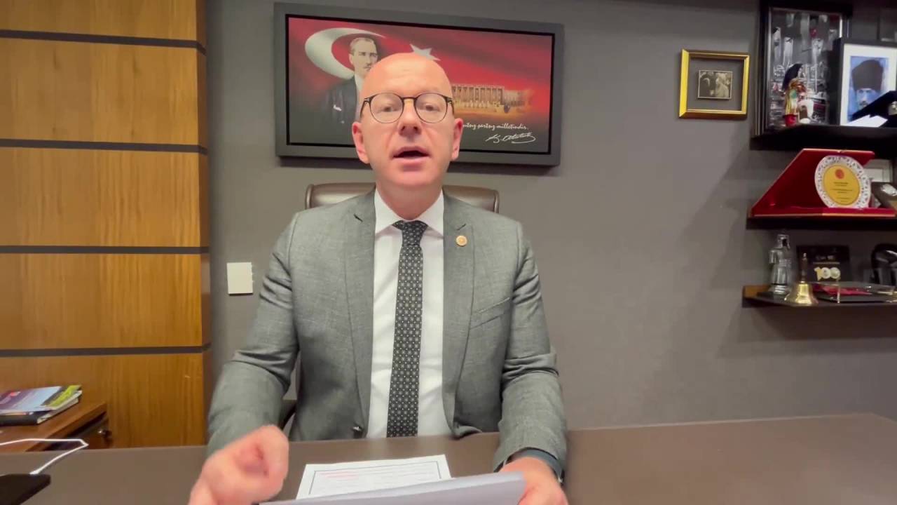 Chp’li Serkan Sarı: Öğretmenlerimizin Gelecekleri İçin Vermiş Olduğu Mücadelede Onların Yanında Olacağız.