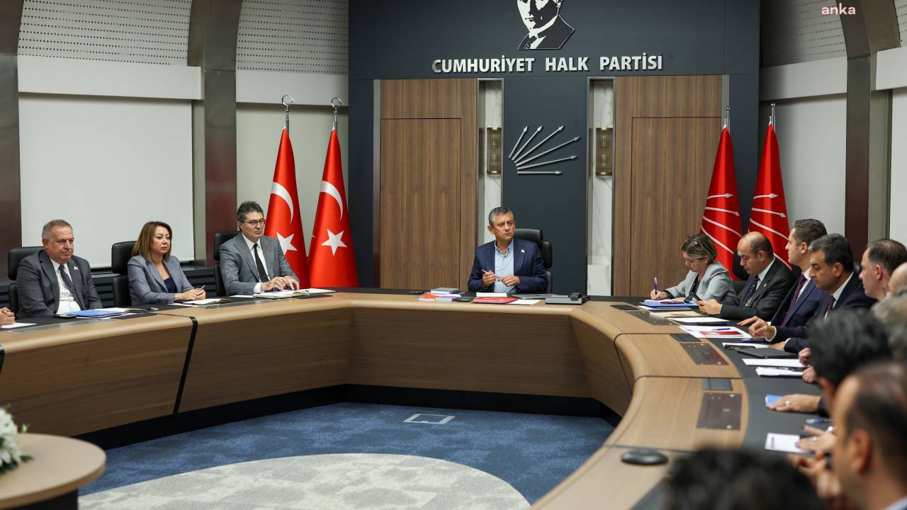 Chp Myk Ve Pm, 27 Aralık Cuma Günü, Yıl Sonu Değerlendirmesi Gündemiyle Toplanacak