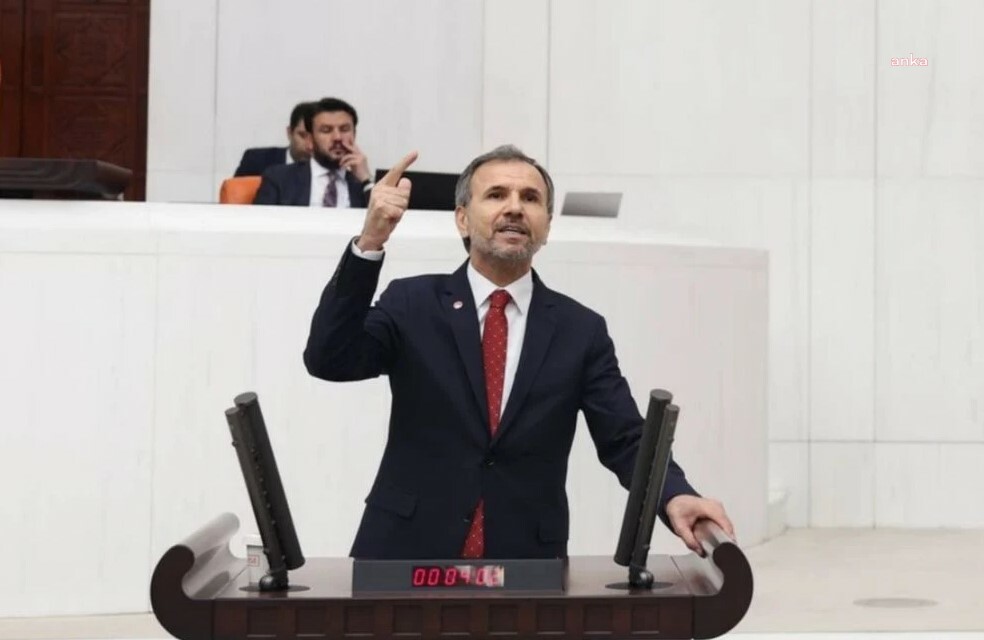 Saadet, Gelecek Ve Deva Partileri Tbmm'de Yeni Grup Kurmak İçin Görüşüyor