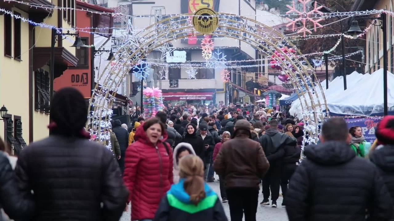 Kazım Kurt: "Mustafa Kemal Atatürk’ümüz Ve İsmet Paşamız'ın Anıtına Yapılan Saldırıyı Kınıyoruz"