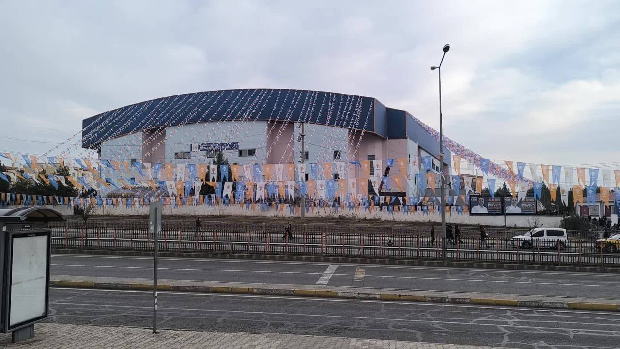 Diyarbakır’da Cumhurbaşkanı Erdoğan İçin Güvenlik Önlemleri Üst Seviyede; 8 Bin Polis Görevlendirildi