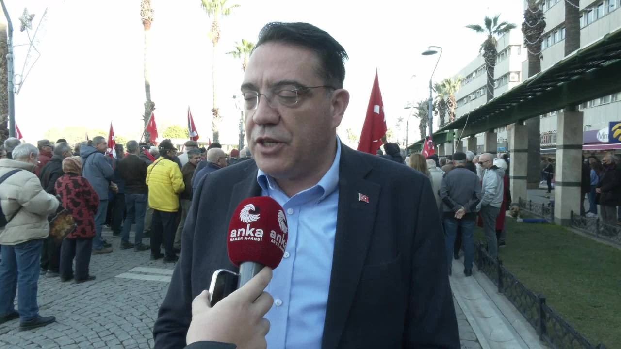 Chp'li Bağcıoğlu'ndan Teğmenler Açıklaması: "Yüksek Disiplin Kurulundan Olumlu Sonuç Bekliyoruz"