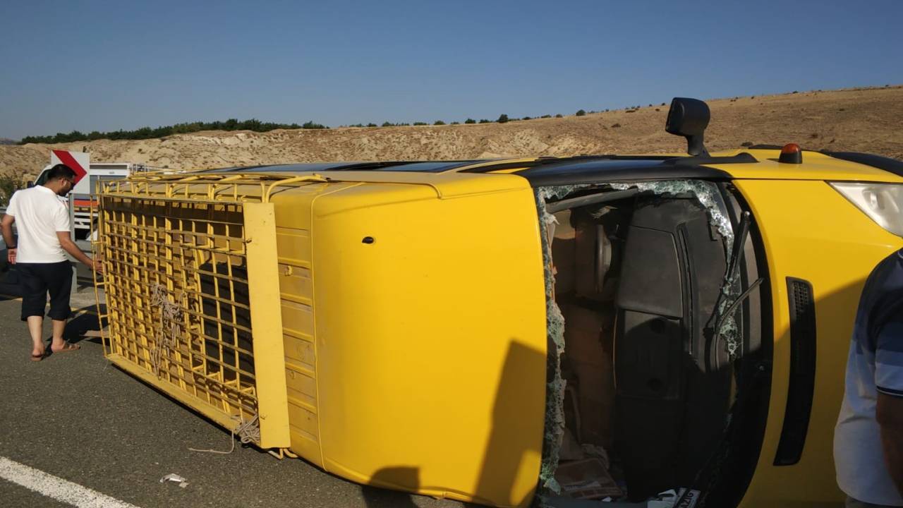 Elazığ’da Düğün Dönüşü Kaza: 14 Yaralı