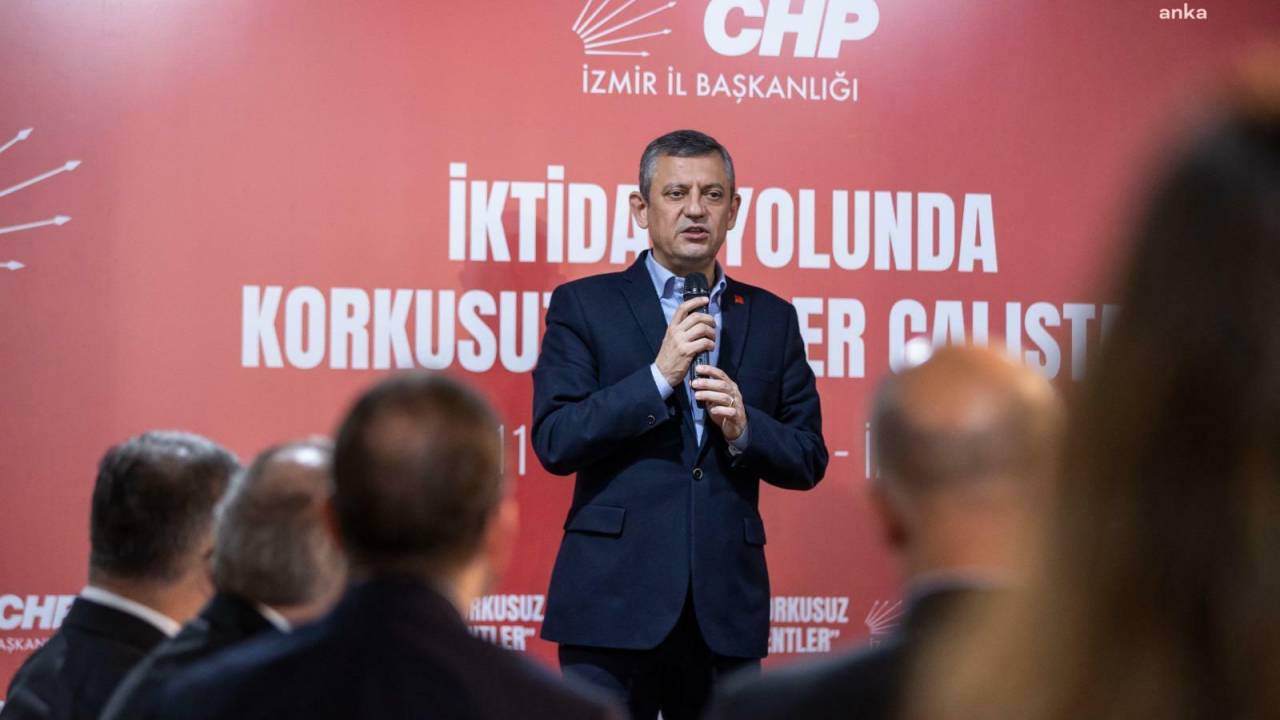 Chp Genel Başkanı Özel: “İzmir’de Yükselen Bir Kenetlenme İvmesi Var”