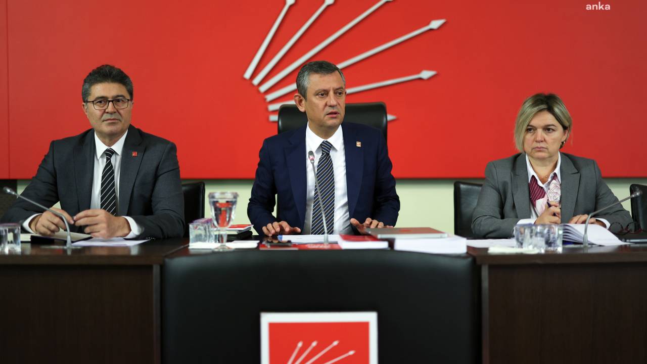 Chp Pm Toplandı... Chp Yarın Tam Kadro Beşiktaş’ta Olacak
