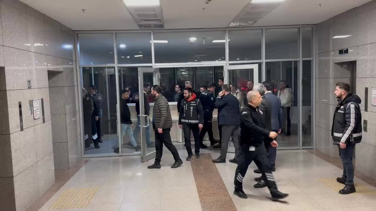 Rıza Akpolat Savcılıkta Yaklaşık Bir Saat İfade Verdi