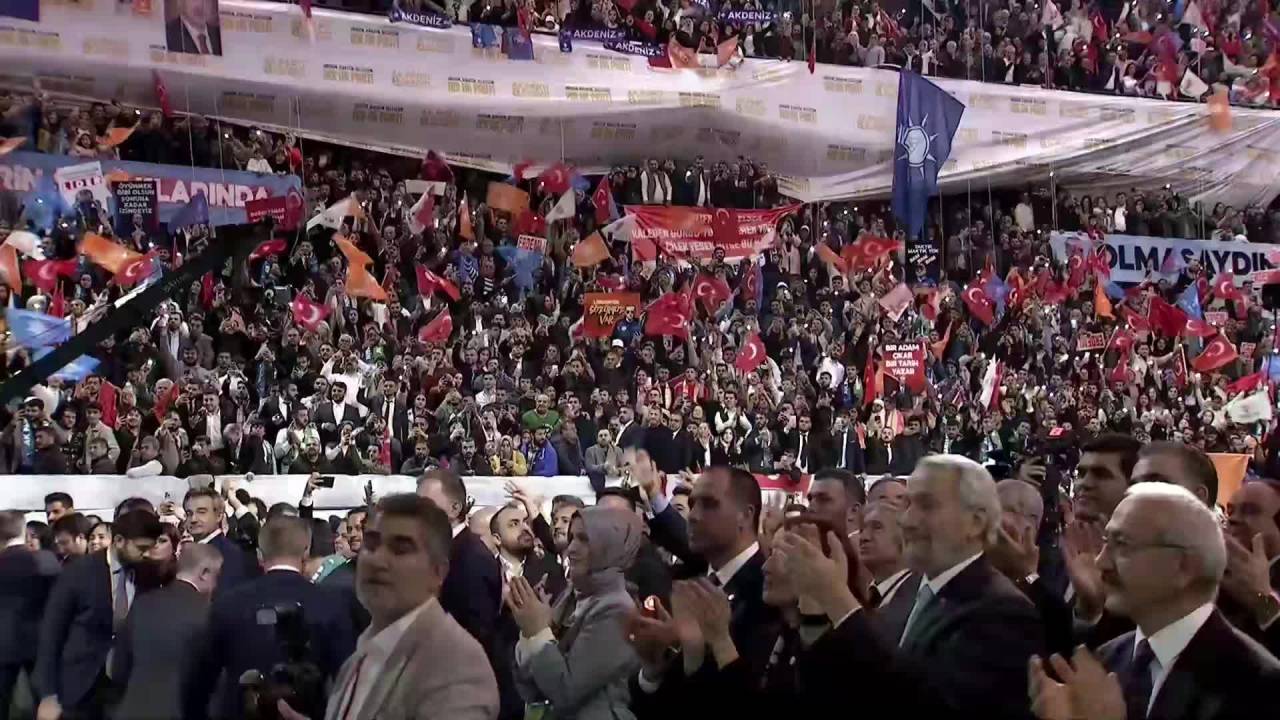 Cumhurbaşkanı Erdoğan: Bahçeli’nin Konuyu Gündeme Getirmesiyle Başlayan Gelişmeler Nihai Aşamasına Yaklaşıyor