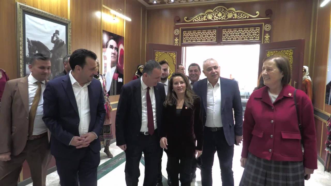 Yunusemre Belediye Başkanı Balaban’dan Deva Partisi’nden Chp’ye Geçen Kavaf’a: Kendisine Yakışanı Yaptı