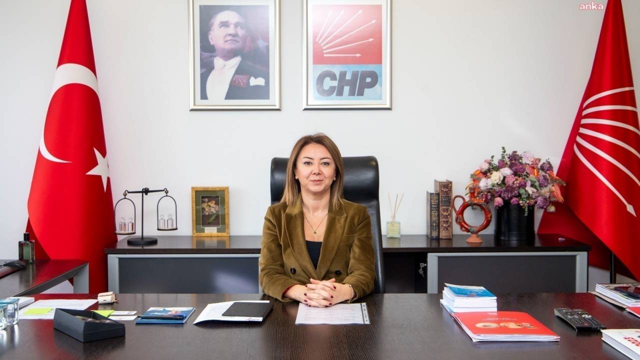 Chp’ye Kurultay Soruşturması... Gül Çiftci: “‘Şaibe’ Arayanların Bakacağı İlk Yer Ayna, Son Yer Chp’dir”