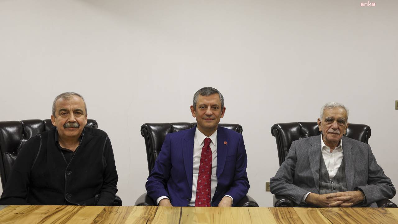 Chp Genel Başkanı Özgür Özel Ahmet Türk’ü Ziyaret Etti