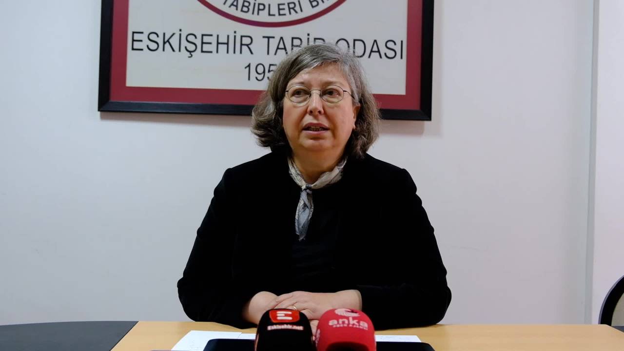 Eskişehir Bilecik Tabip Odası Başkanı Nazan Aksaray’dan Ak Partili Sarıçam’a Tepki: “İstifaya Davet Ediyoruz”