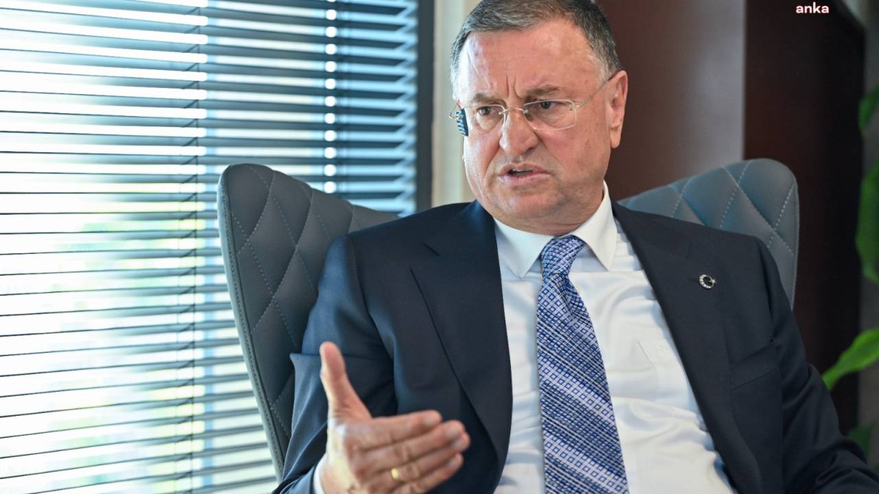 Chp'den İhraç Edilen Lütfü Savaş'ın İhraç Kararının İptali İçin Mahkemeye Başvurduğu Ortaya  Çıktı