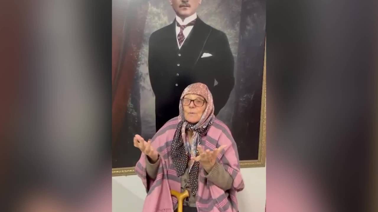 Chp'nin Cumhurbaşkanı Adayı Ön Seçimi İçin Yaptığı Üyelik Çağrısına Efes Selçuk'tan Asırlık Destek