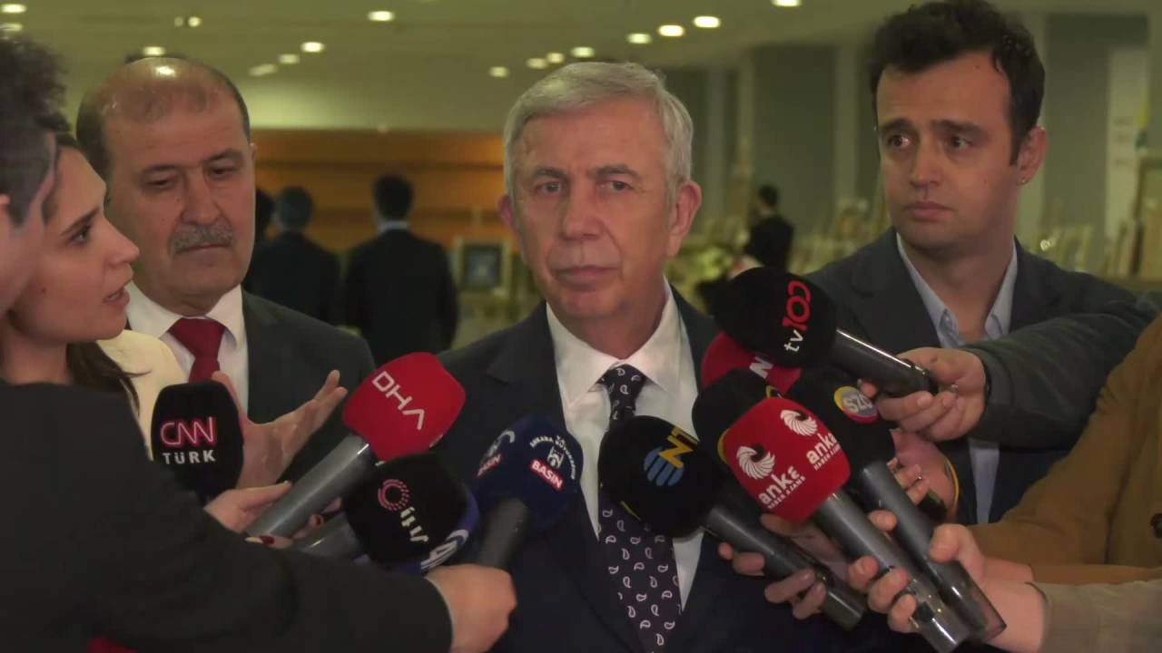 Mansur Yavaş: "Görüşmelere Şehit Aileleri Dahil Edilsin, Onları Yok Sayma Gibi Bir İşe Girilmesin"