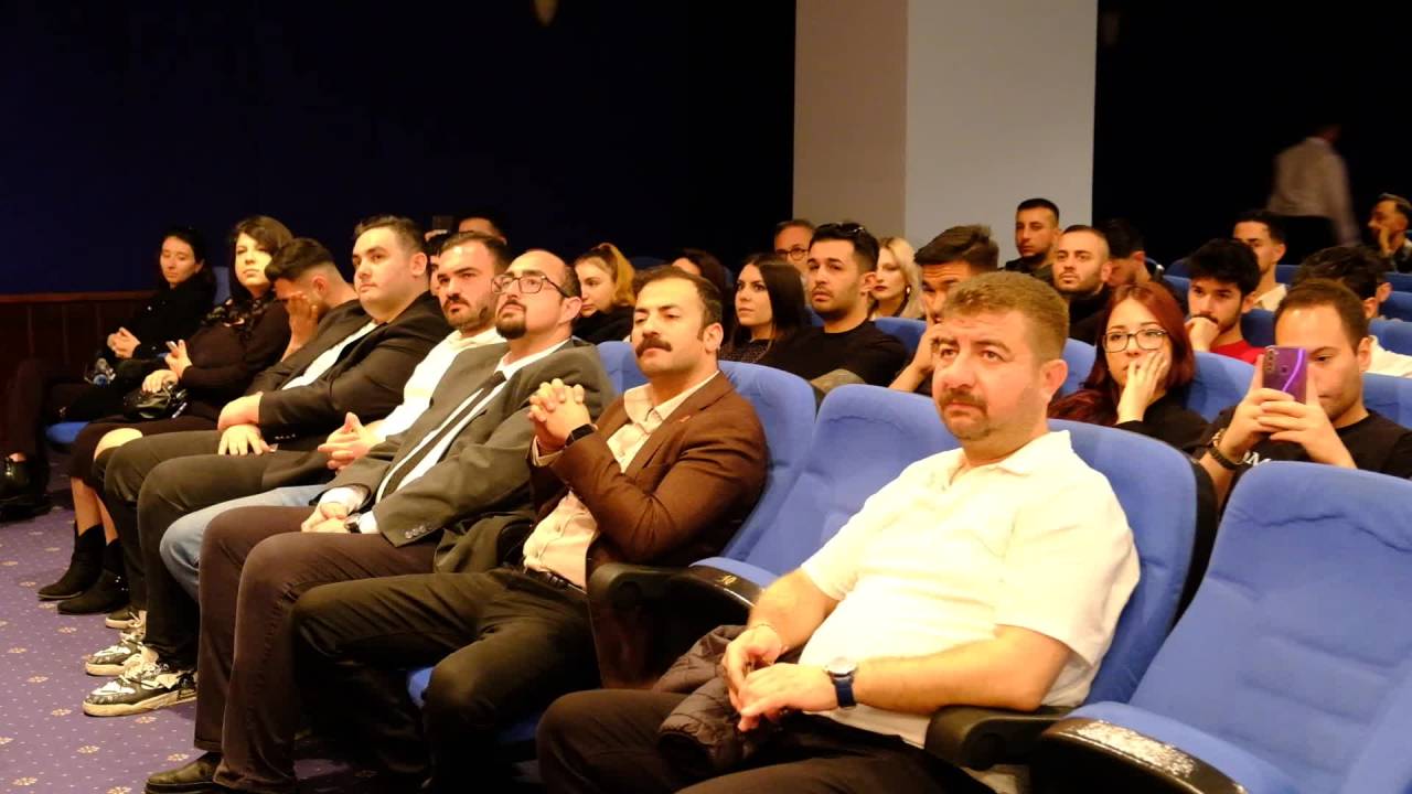 Chp Eskişehir Gençlik Kolları’ndan İmamoğlu’na Destek: "23 Mart’ta Sandıklara Akın Edeceğiz"