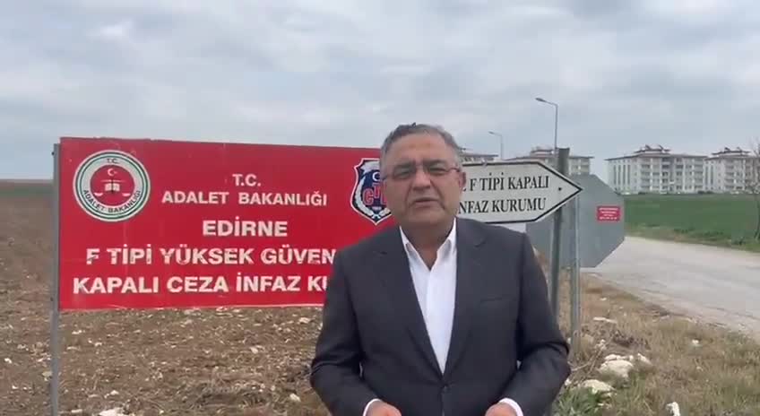 Sezgin Tanrıkulu, Selahattin Demirtaş Ve Selçuk Mızraklı'yı Ziyaret Etti